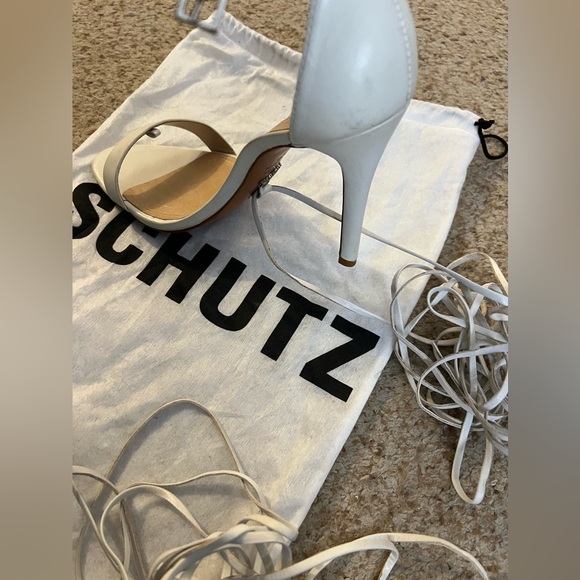 Schutz white leather heeled sandals with lace up straps - Picture 8 of 10